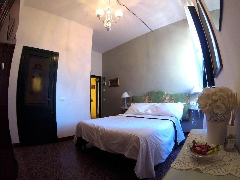 La Casa Dei Carrai Bed & Breakfast Pitigliano Exterior photo