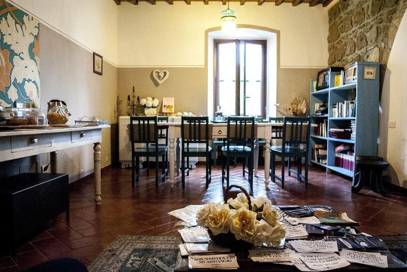 La Casa Dei Carrai Bed & Breakfast Pitigliano Exterior photo