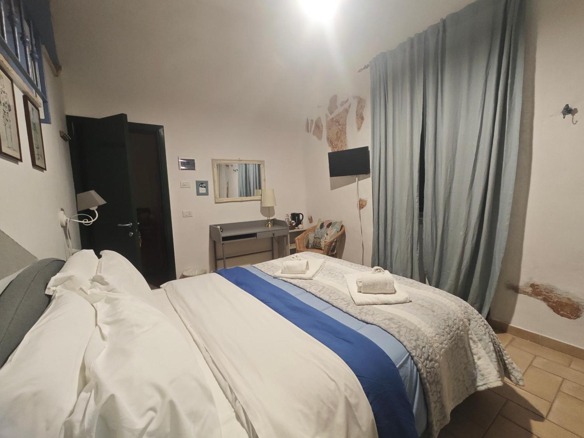 La Casa Dei Carrai Bed & Breakfast Pitigliano Exterior photo
