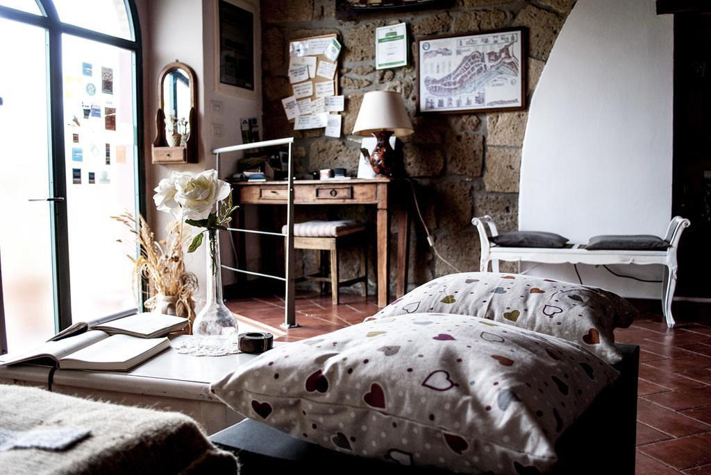 La Casa Dei Carrai Bed & Breakfast Pitigliano Exterior photo